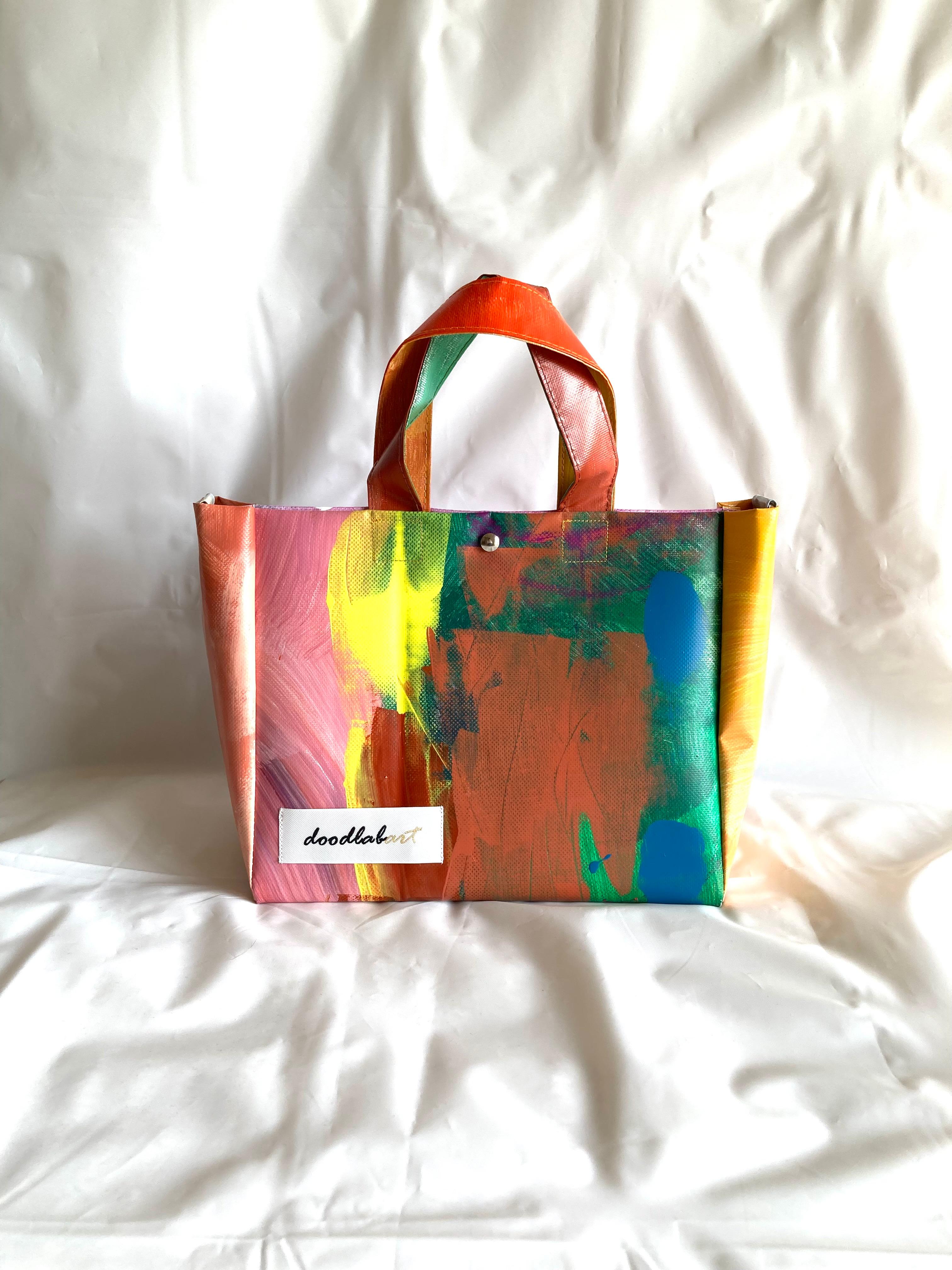 【ペイントトート　スナップ付きMサイズ　UTM2010】トートバッグ/防水/アート/2way/1点物