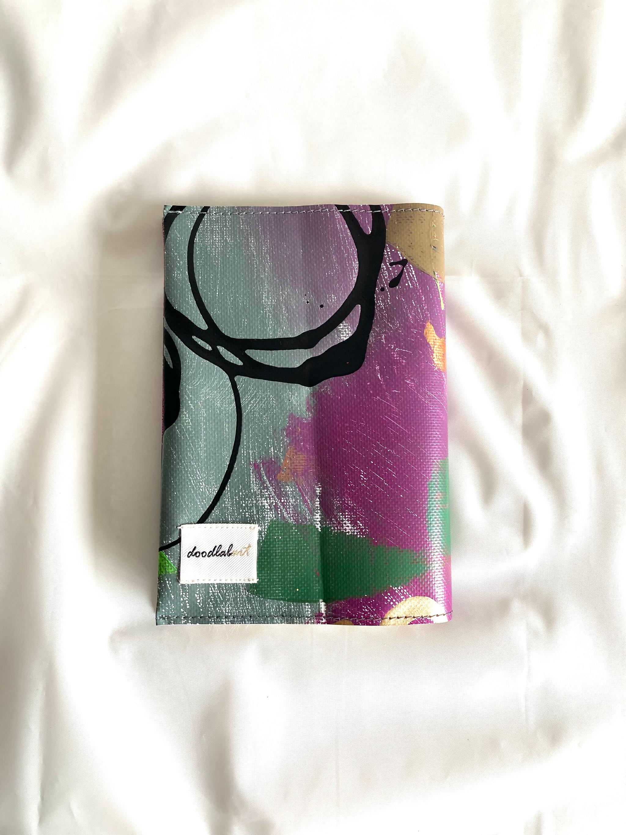 【ペイント ブックカバー BC1022】文庫本/防水/アート/1点物1枚目の画像